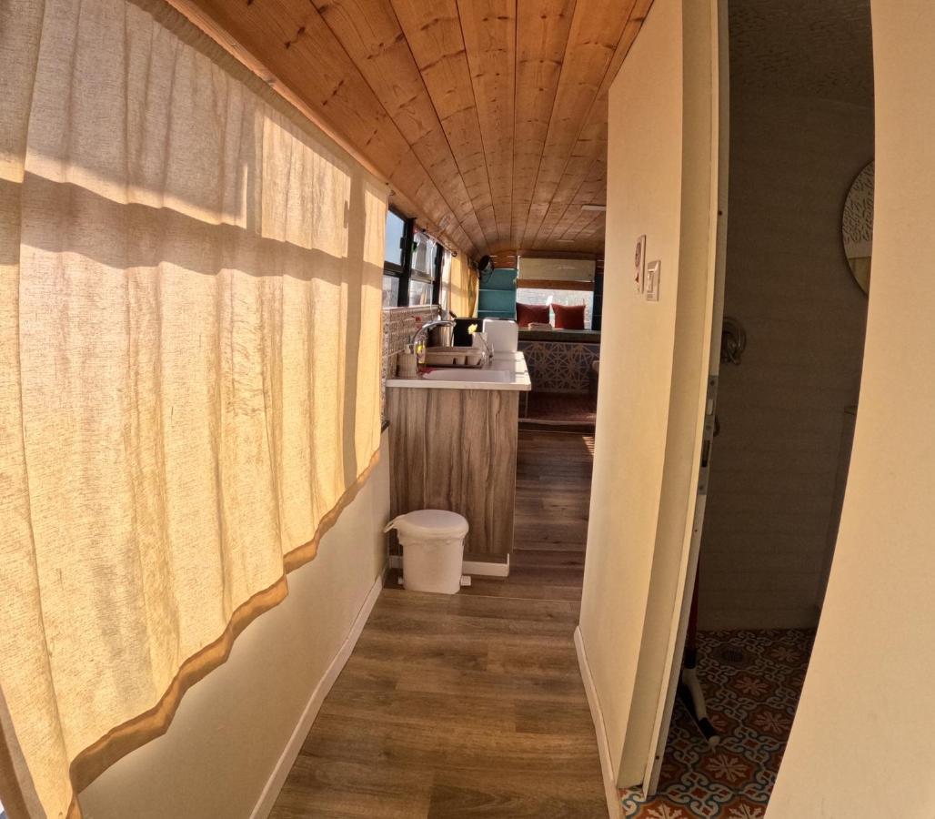 The Bus Apartamento Majdal Shams Exterior foto