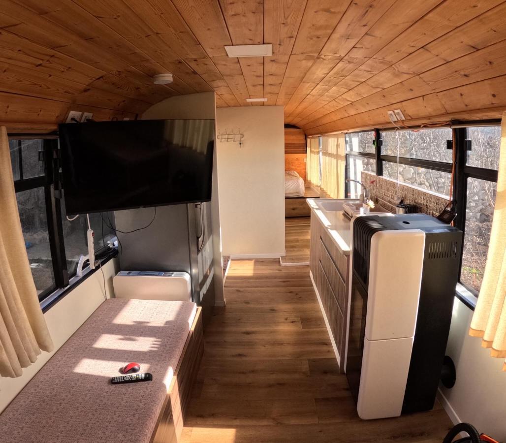 The Bus Apartamento Majdal Shams Exterior foto
